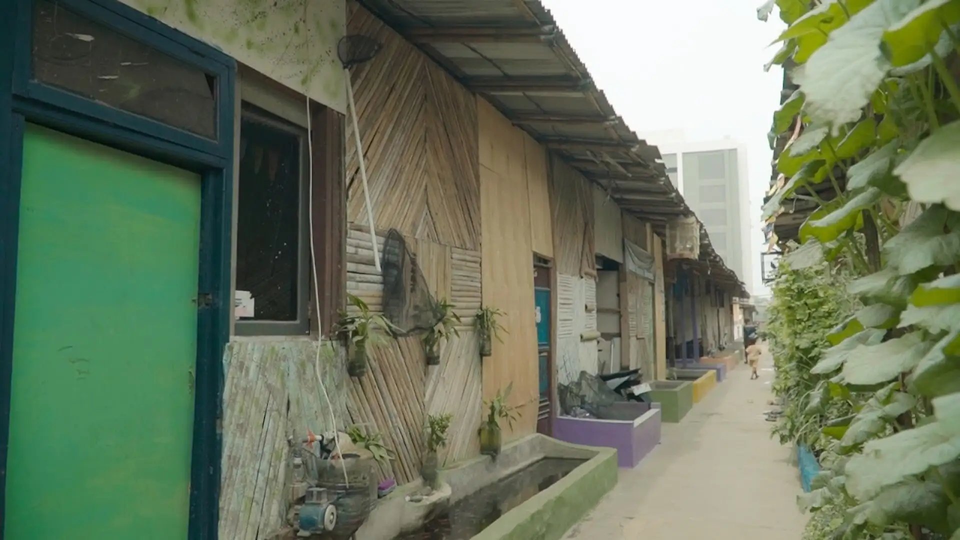 Still 4